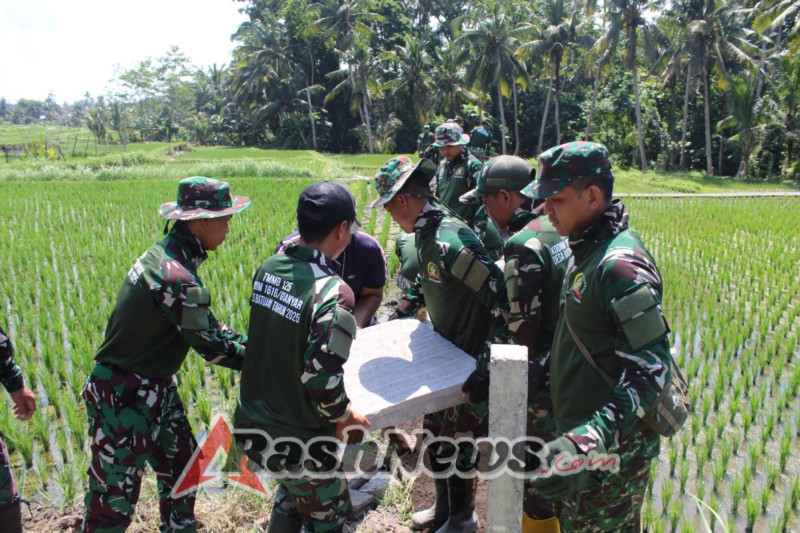 Gotong Royong TNI dan Warga Berbuah Manis, Jalan Usaha Tani Desa Batuan Siap Digunakan