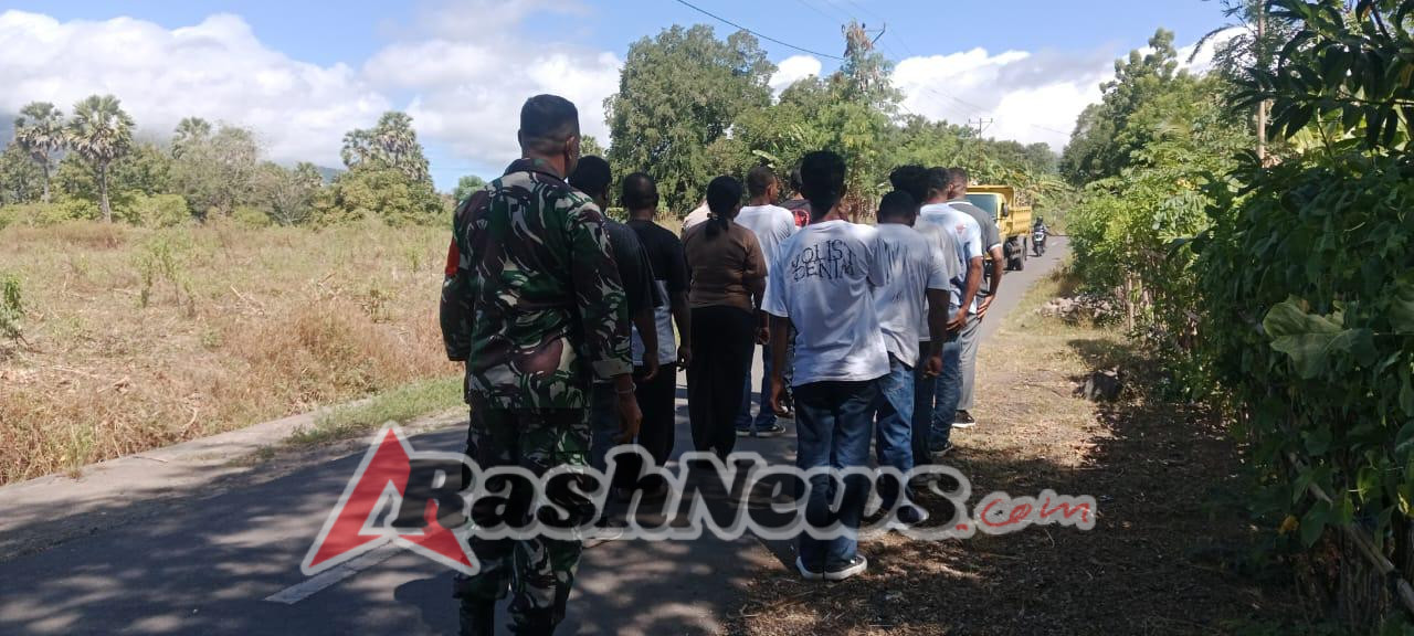 Berikan Materi Wasbang, Babinsa Harap Dapat Mejaga Ketertiban Dan Keamanan Wilayah.