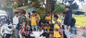 Babinsa Koramil Ende Gelar Komsos untuk Motivasi Pelajar di Kecamatan Ende Tengah