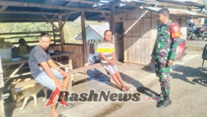 Babinsa Koramil 1602-03 Detusoko Aktif Jaga Kondusivitas Desa Binaan Lewat Komsos