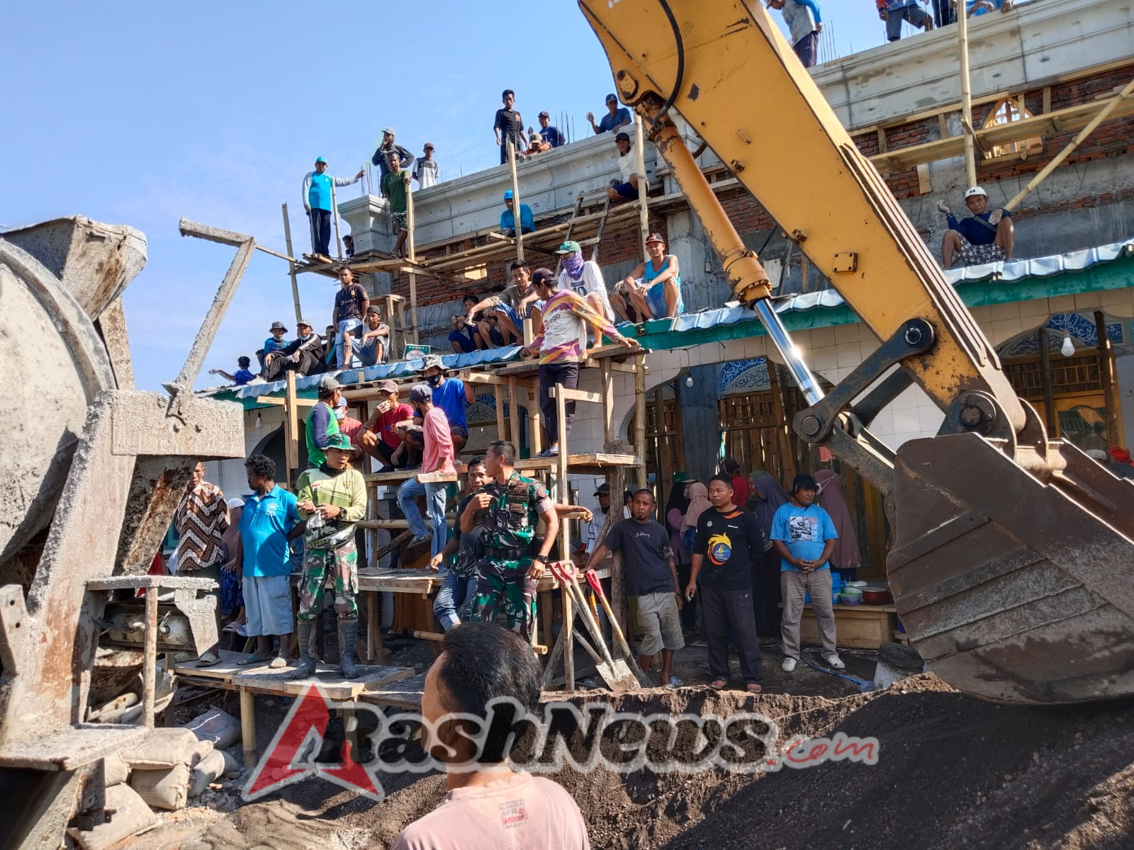 Sinergi TNI dan Rakyat, Masjid Baitul Firdaus Dompu Dibangun Lewat Karya Bakti