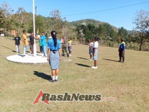 Babinsa Koramil 1618-04/Bisel Latih PASKIBRA di Biboki Tanpah, Wujud Pembinaan Generasi Muda yang Disiplin dan Nasionalis