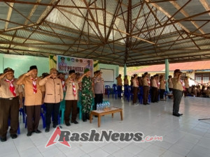 Tingkatkan Semangat Nasionalisme, Babinsa Serda Faisal Ikut Upacara HUT Pramuka di Riung