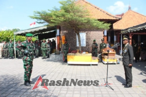 Mayor Kav I Nyoman Arya Jayantara Pimpin Prosesi Perabuan Militer di Santha Graha Tunon