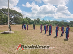 Babinsa Koramil 1618-04/Bisel Latih Paskibra di Kecamatan Insana Tengah Jelang HUT RI ke-80