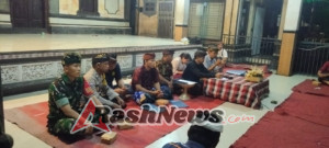 Bersatu Dalam Tradisi, Babinsa Satra Dampingi Pengukuhan Kelihan Banjar Adat