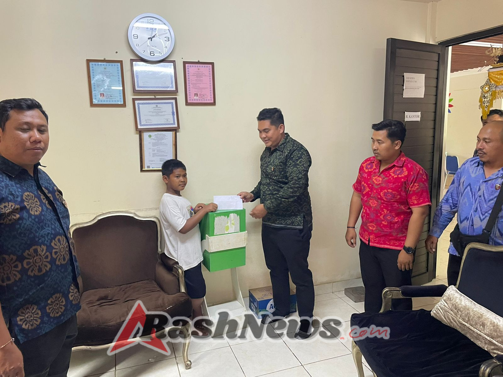 Minggu Kasih Polres Badung, Sentuhan Kemanusiaan untuk Anak Yatim di Tengah Keterbatasan