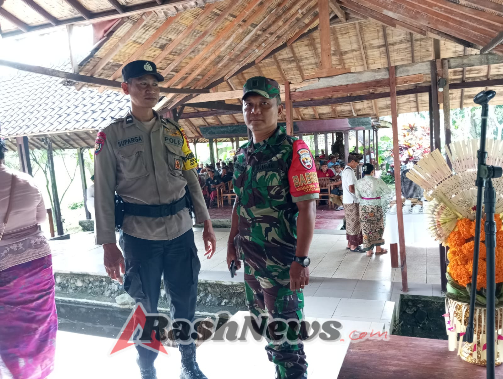 Babinsa Hadir di Tengah Warga, Kawal Loka Sabha MGPSSR Berlangsung Aman dan Tertib