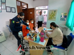 Polres Gianyar Pastikan Kesehatan Tahanan Terpantau Baik, Dua Tahanan Jalani Pemeriksaan di Klinik Bhayangkara