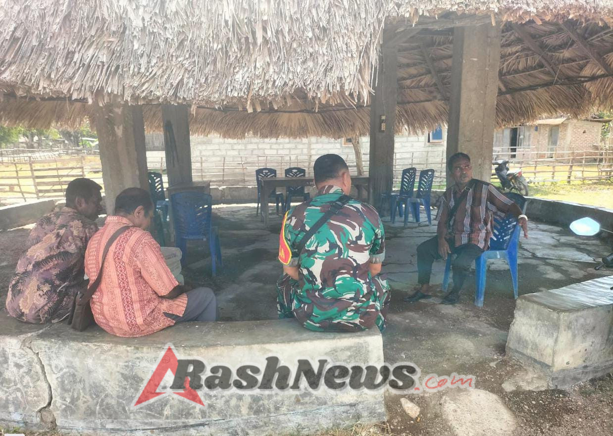 Serka Aries Umbu Bangun Sinergi dengan Warga Desa Maukabatan Lewat Komsos