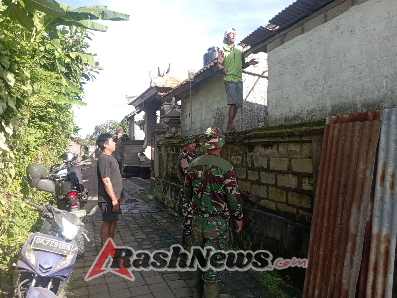 Tokoh Masyarakat Banjar Penida Jadi Motor Dukungan TMMD ke-125