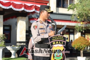 Polres Gianyar Gelar Upacara Penghargaan untuk Personel Berprestasi dan Pelepasan Purnabhakti
