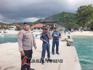 Bersinergi Antar instansi Sat Polairud Polres Karangasem Laksanakan Pengamanan dan Pengawasan di Dermaga Rakyat Padangbai