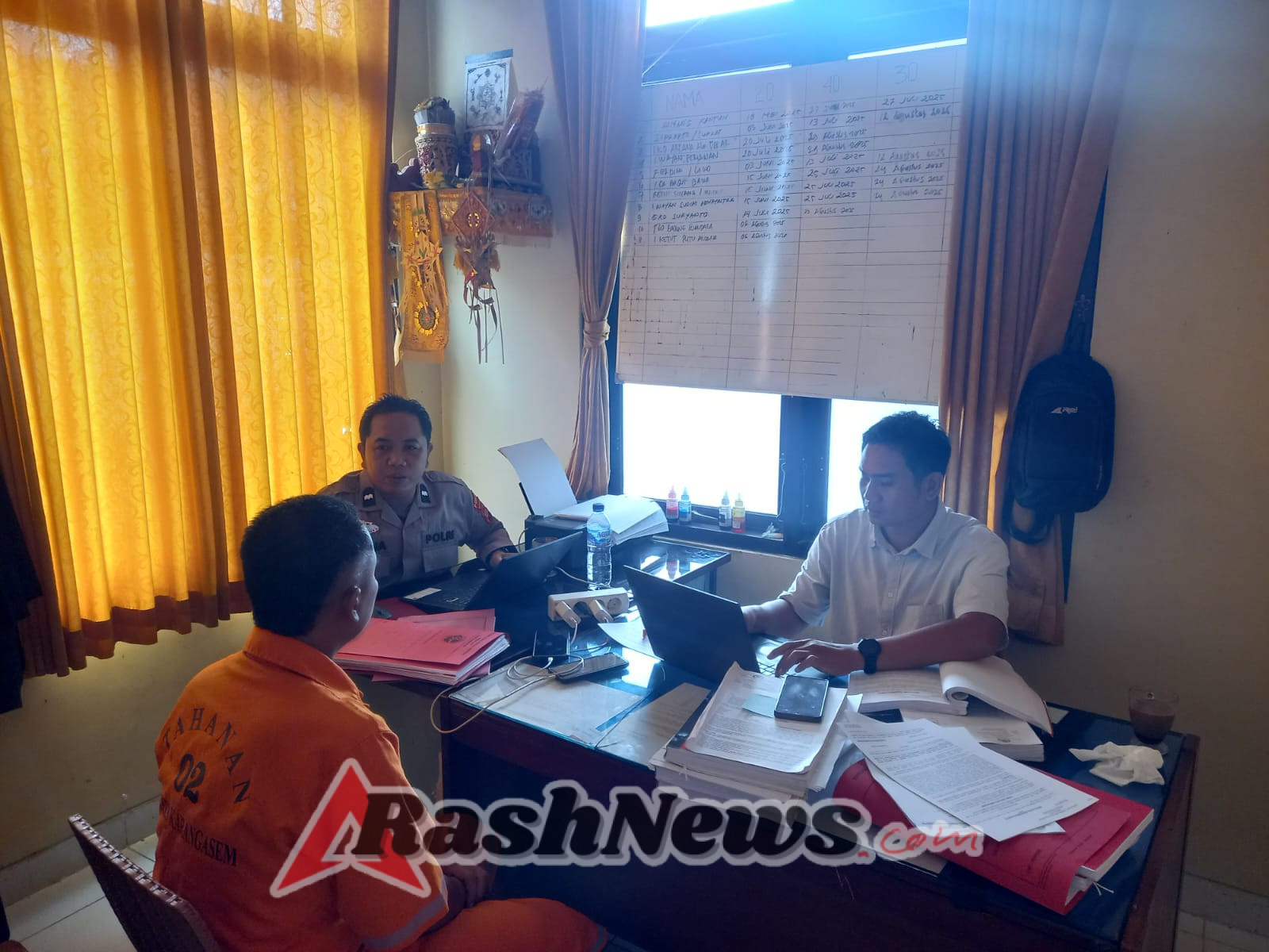 Penyidik Satuan Resnarkoba Polres Karangasem Melakukan Pemeriksaan Tambahan untuk Melengkapi Berkas Perkara