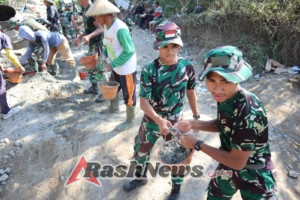 ‎Kolaborasi TNI dan Warga, Tiang Keempat Jembatan TMMD Siap Terpasang Hari Ini ‎