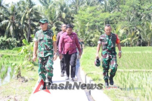 Warga Merasa Terbantu, Perbekel Batuan Puji Kolaborasi Bersama TNI di TMMD 125