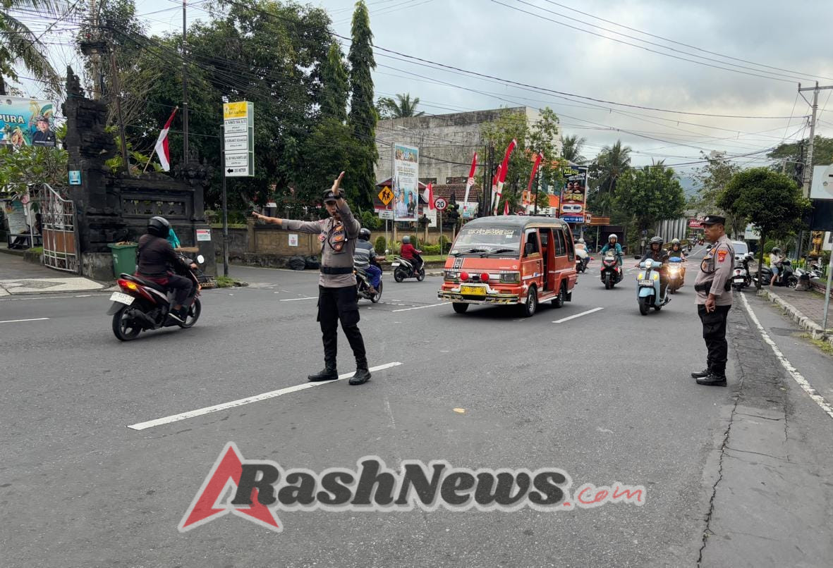 Ciptakan Keselamatan dan Kenyamanan Berlalulintas SatBinmas Rutin melaksanakan Strong Point Pagi
