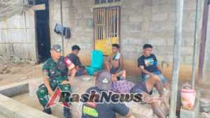 Babinsa Ende Dorong Harmoni dan Kamtibmas Melalui Komsos di Desa Unggu