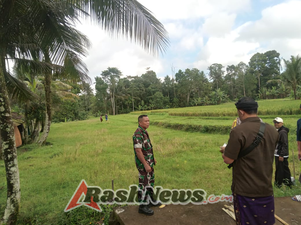 Babinsa Suwat Laksanakan Komsos Pererat Silaturahmi dan Jaga Kamtibmas