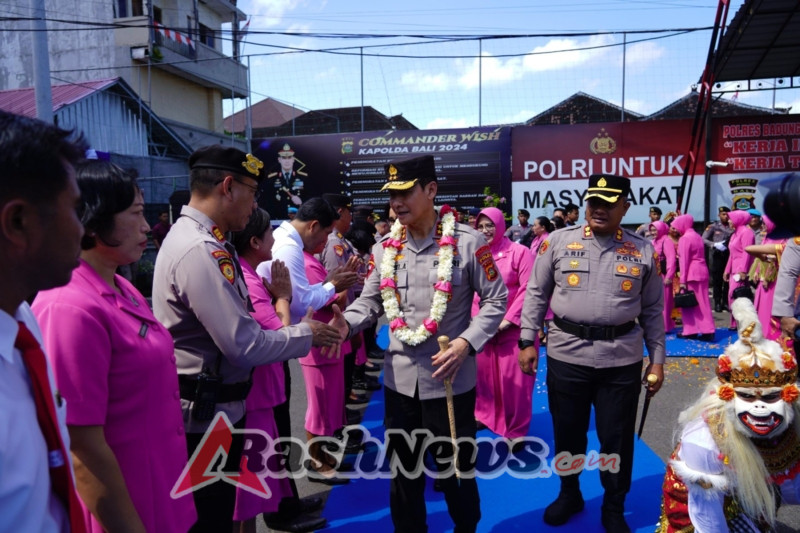 Jadilah Polisi yang Dicintai dan Dibanggakan Masyarakat, Pesan Kapolda Bali Saat Kunker di Polres Badung