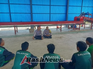 Polsek Abiansemal Dengar Masukan Petugas TPS3R Balamani Dalam Program Jumat Curhat