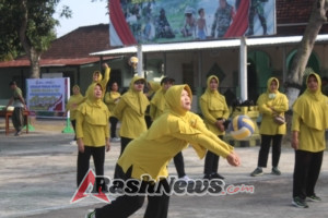 Semarak Kemerdekaan RI, Persit KCK Cabang XXX Gelar Lomba Voli