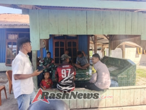 TNI-Polri Kompak Ciptakan Rasa Aman di Desa Detumbewa melalui Kegiatan Komsos