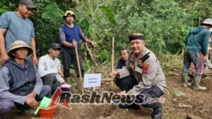 Kapolres Tabanan Hadiri Aksi Hijaukan Gunung Batukau Bersama Pemerintah dan Warga