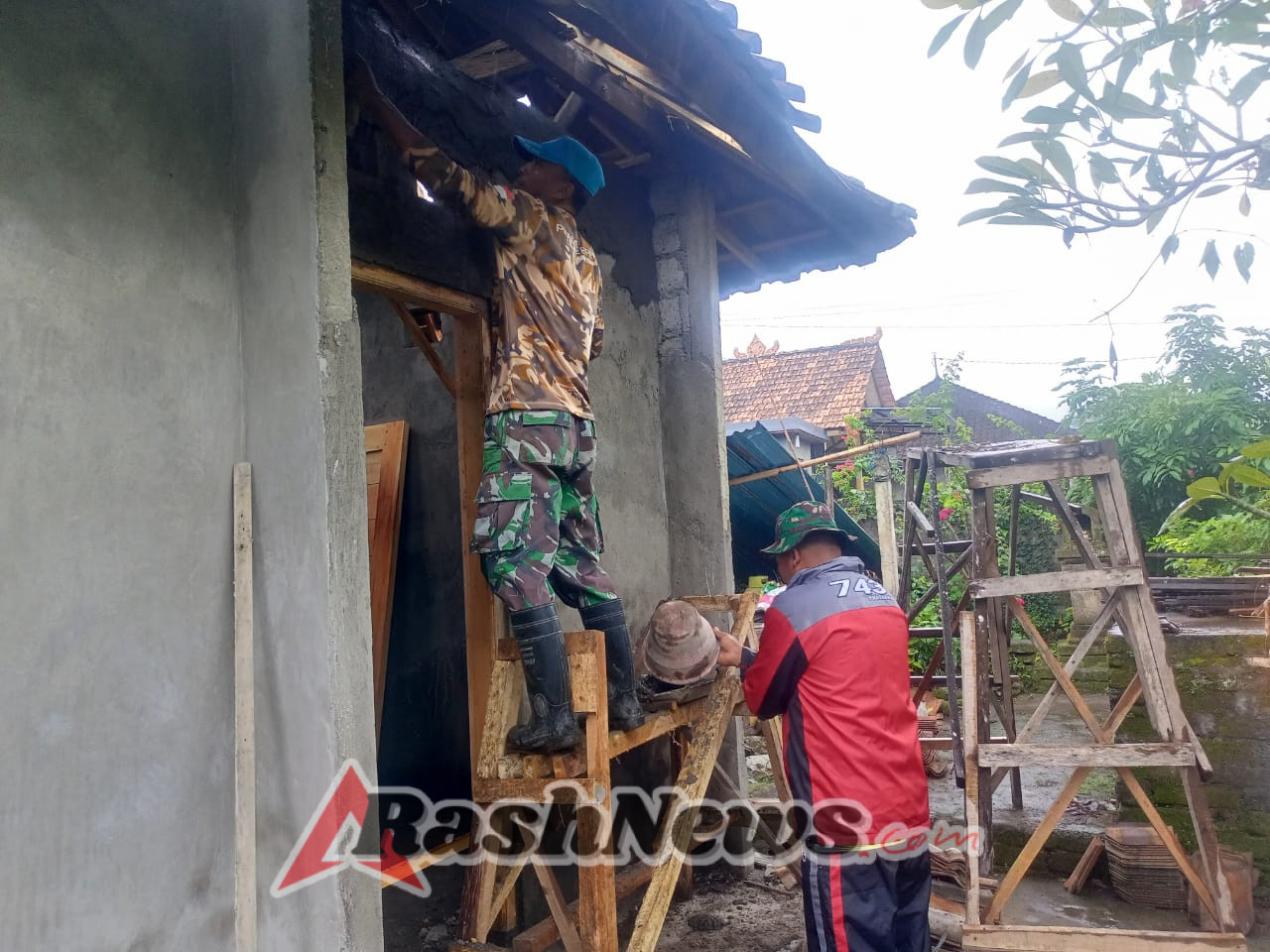 Semangat TNI Satgas TMMD 125, Dari Lapangan Tempur ke Lapangan Pengabdian