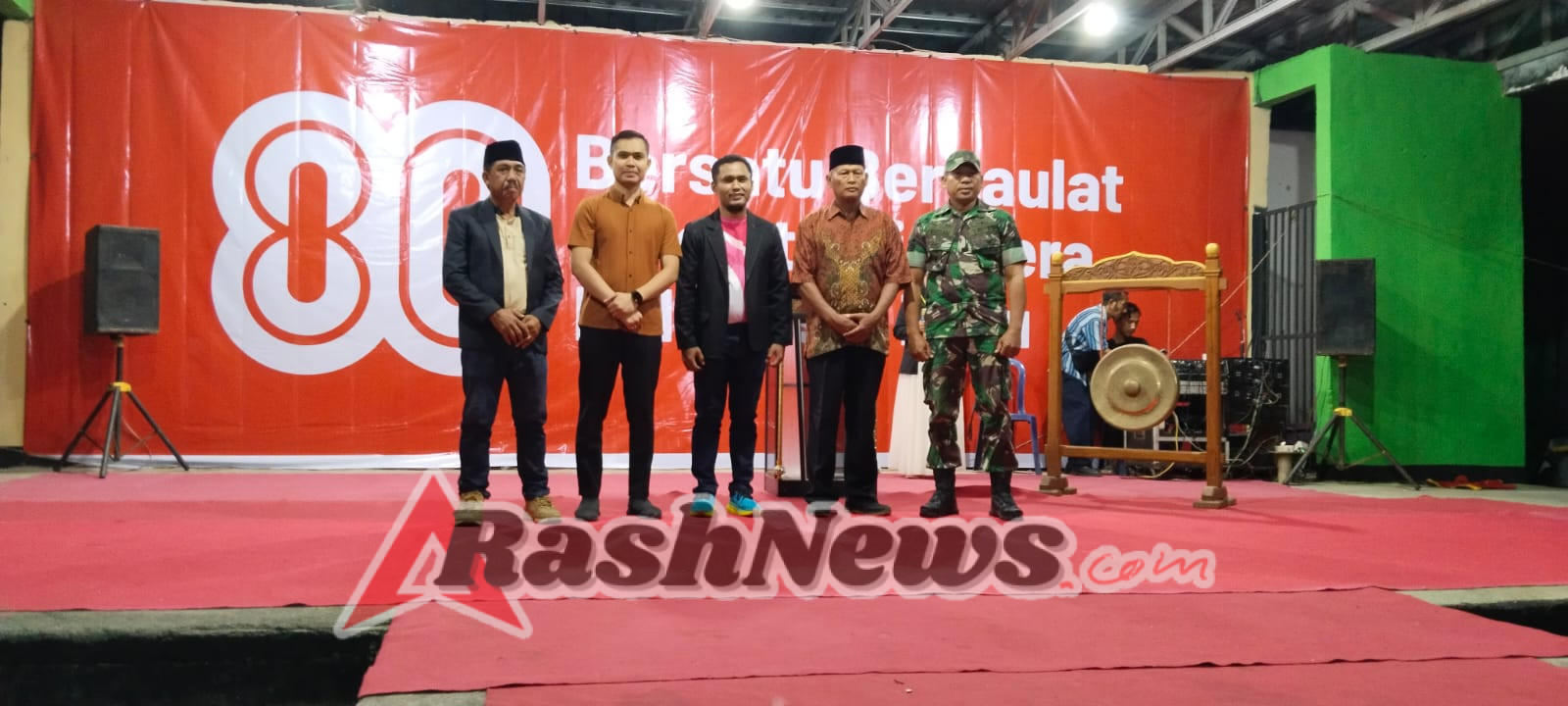 Danramil 1607-07/Lunyuk: Rame Malam Jadi Momentum Perkuat Persatuan