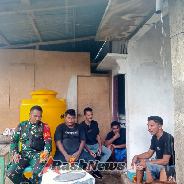 Peran Aktif Babinsa dalam Menjaga Keamanan dan Kesehatan Masyarakat Wolosambi