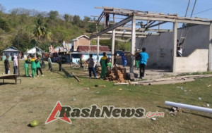 Tribun Lapangan Kalabeso Direhab, TNI dan Warga Satukan Semangat Olahraga Pemuda