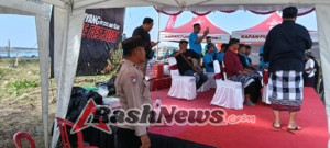 Batu Yang Kite Festival 2025: Kreativitas Pemuda Bali Mengudara di Pantai Padang Galak, Polsek Dentim Lakukan Pengamanan