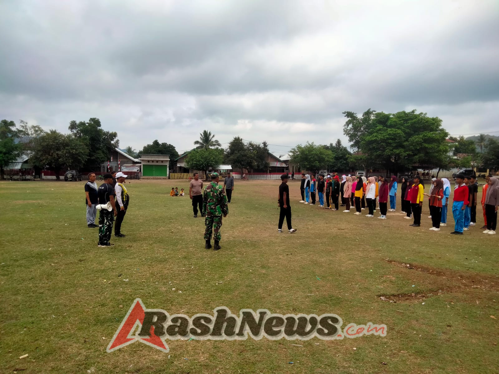 Camat dan Wadanramil Monta Hadiri Pelatihan Paskibra, Pastikan Persiapan Maksimal