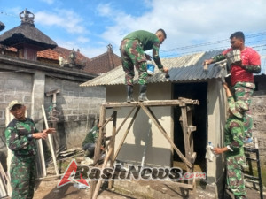 Dan SSK Bersama Personel Kodim 1616/Gianyar Kawal Pengerjaan MCK di Desa Batuan