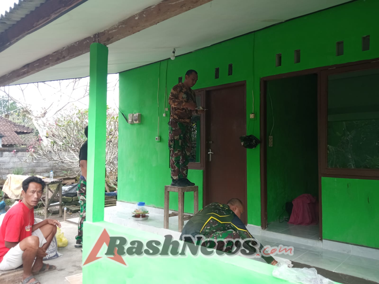 Satgas TMMD 125: Bukti Kemanunggalan TNI dan Rakyat di Banjar Puaya