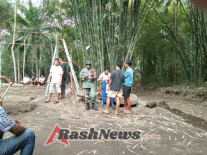 Babinsa Koramil 1602-03/Detusoko Jaga Stabilitas Wilayah Melalui Monitoring dan Komsos