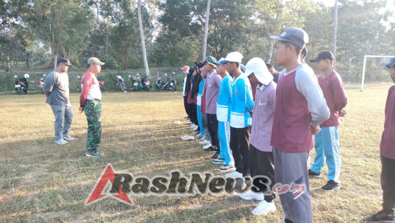 Pembinaan Paskibra Sekongkang, Wujud Sinergitas TNI-Polri Sambut HUT RI