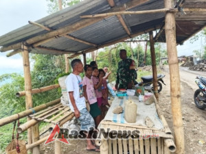 Wujudkan Kamtibmas, Babinsa Laksanakan Pamwil dan Serap Informasi Warga Lise Puu