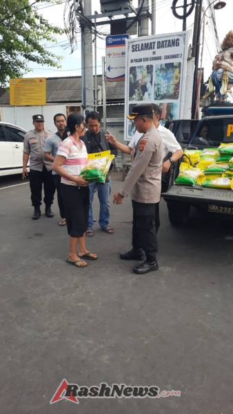 Polsek Sukawati Gelar Gerakan Pangan Murah, Ratusan Warga Nikmati Beras Terjangkau