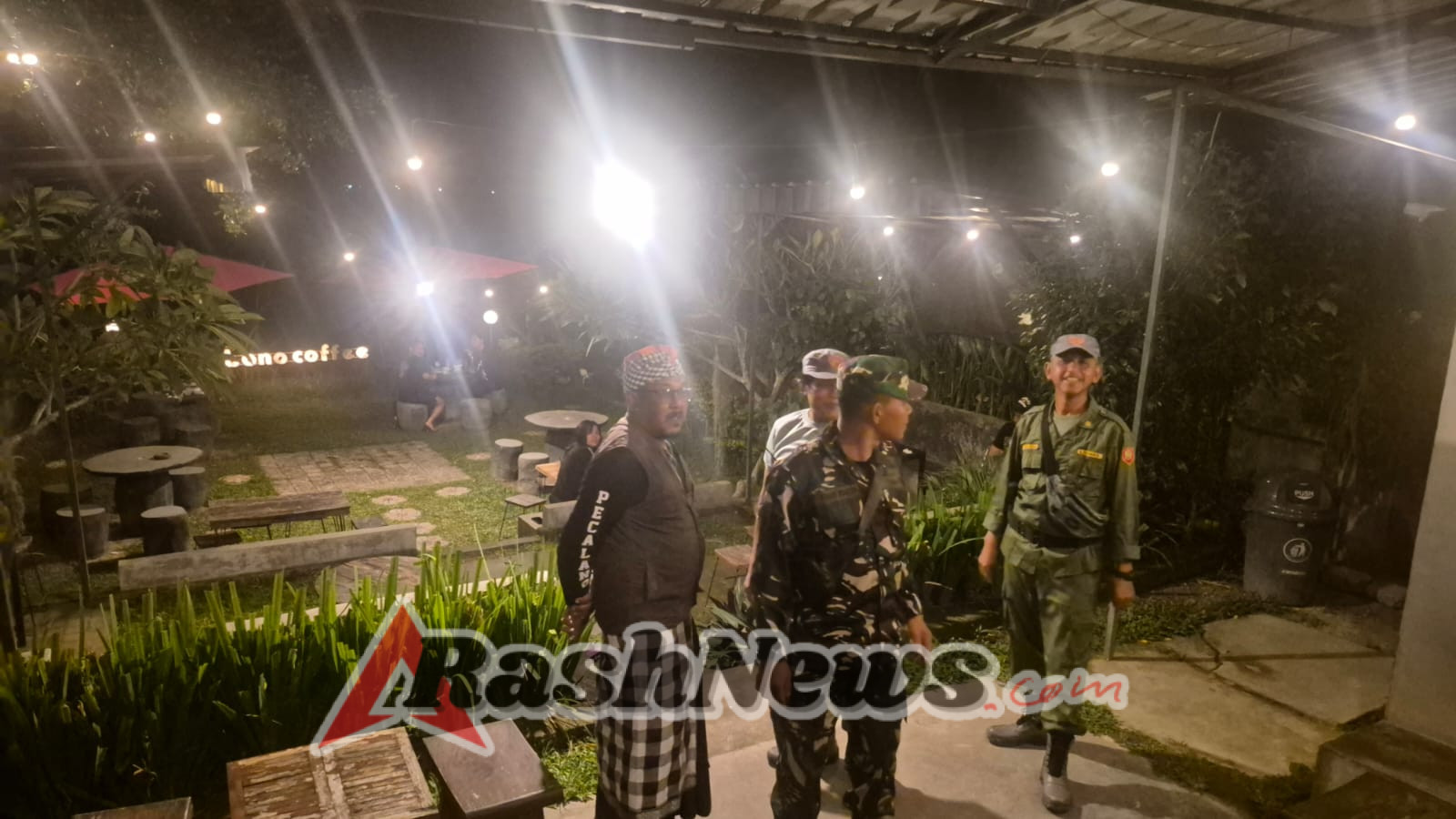 Wujudkan Kamtibmas, Babinsa Blahbatuh Gelar Sidak Bersama Aparat Desa