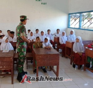 Koramil 1614-06/Manggelewa Gelar Pembinaan Wawasan Kebangsaan di Sekolah