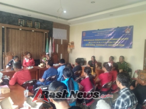 Babinsa Desa Duda hadiri rapat Musrenbangdes, komitmen dukung pembangunan demi kemajuan Desa.