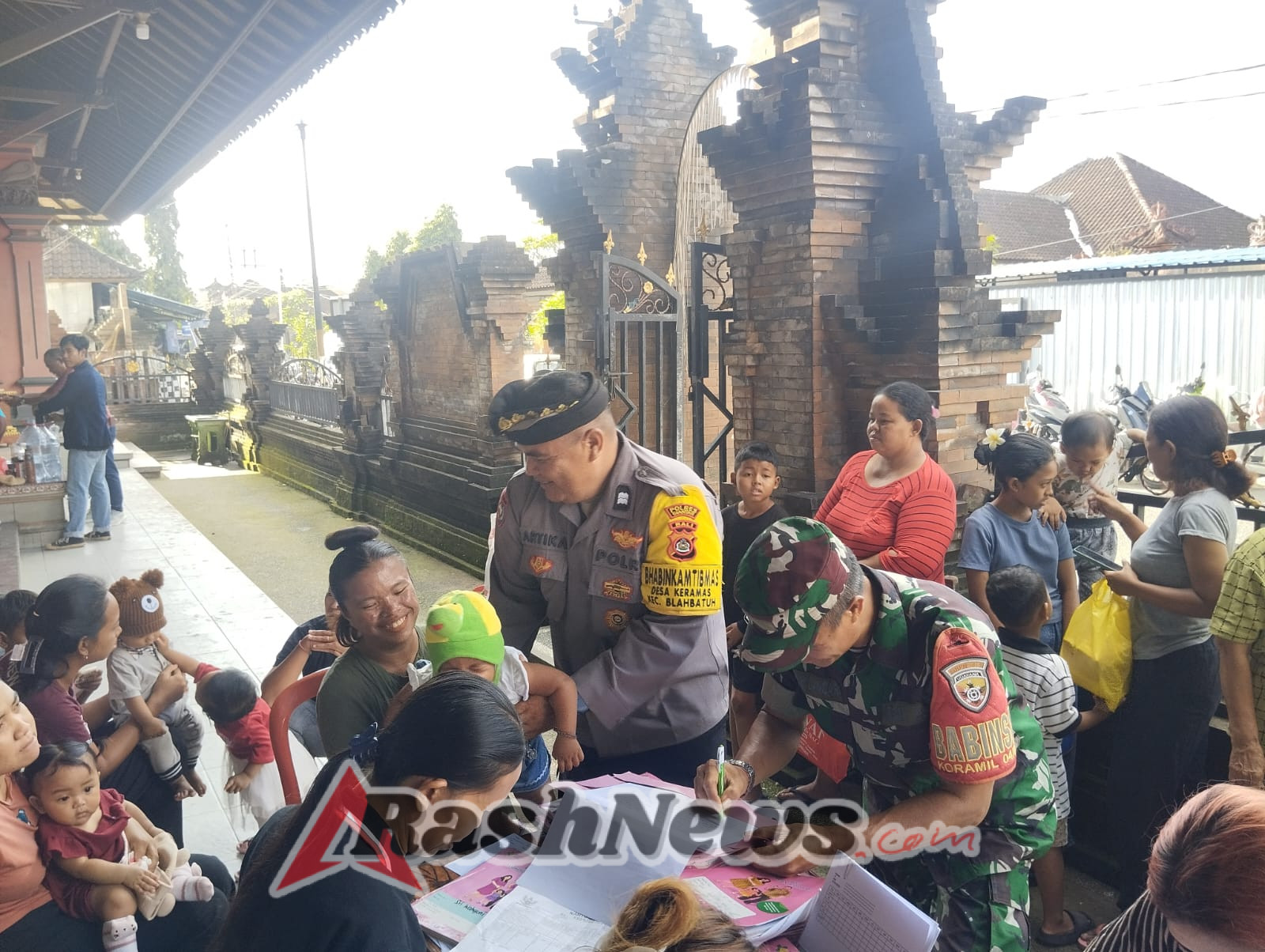 Pengamanan Posyandu, Polsek Blahbatuh Kawal Program Kesehatan Masyarakat