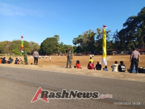 Babinsa Koramil 02/Pantai Baru PAM Pertandingan Sepak Bola