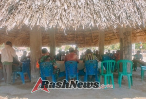 Wujud Kepedulian, Serka Aries Umbu Ikut Serta Dalam Rapat Pembangunan Desa