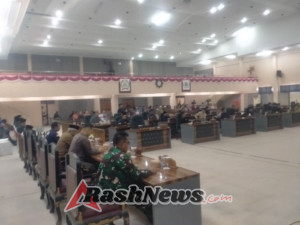 Danramil 1628-01/Taliwang Dampingi Pembahasan Rencana Peraturan Daerah dan RAPBD 2025