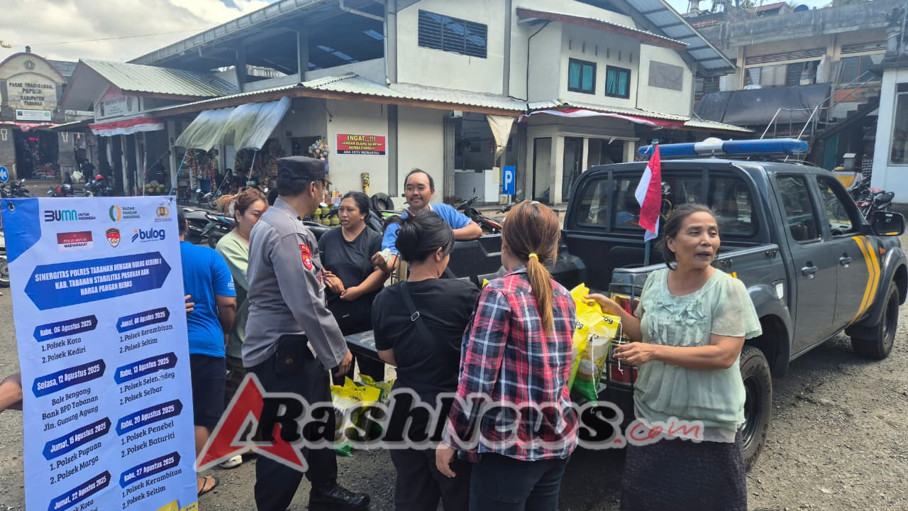 Dalam Rangka Stabilisasi Bahan Pangan, Polsek Pupuan Salurkan 1 Ton Beras SPHP Yang Bersumber Dari Bulog Kediri 1