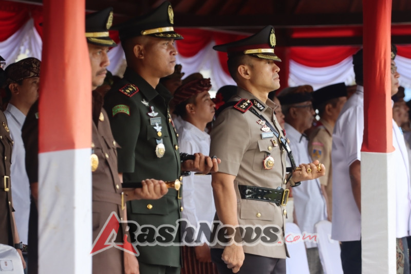 Kapolres Karangasem Bersama Forkompinda Hadiri Upacara Peringatan Hari Jadi Provinsi Bali dan Hari Pramuka