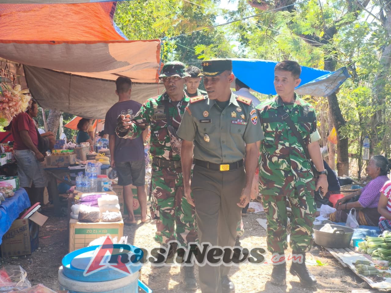 Dandim 1613/Sumba Barat Tinjau Langsung Kondisi Pasar Tradisional